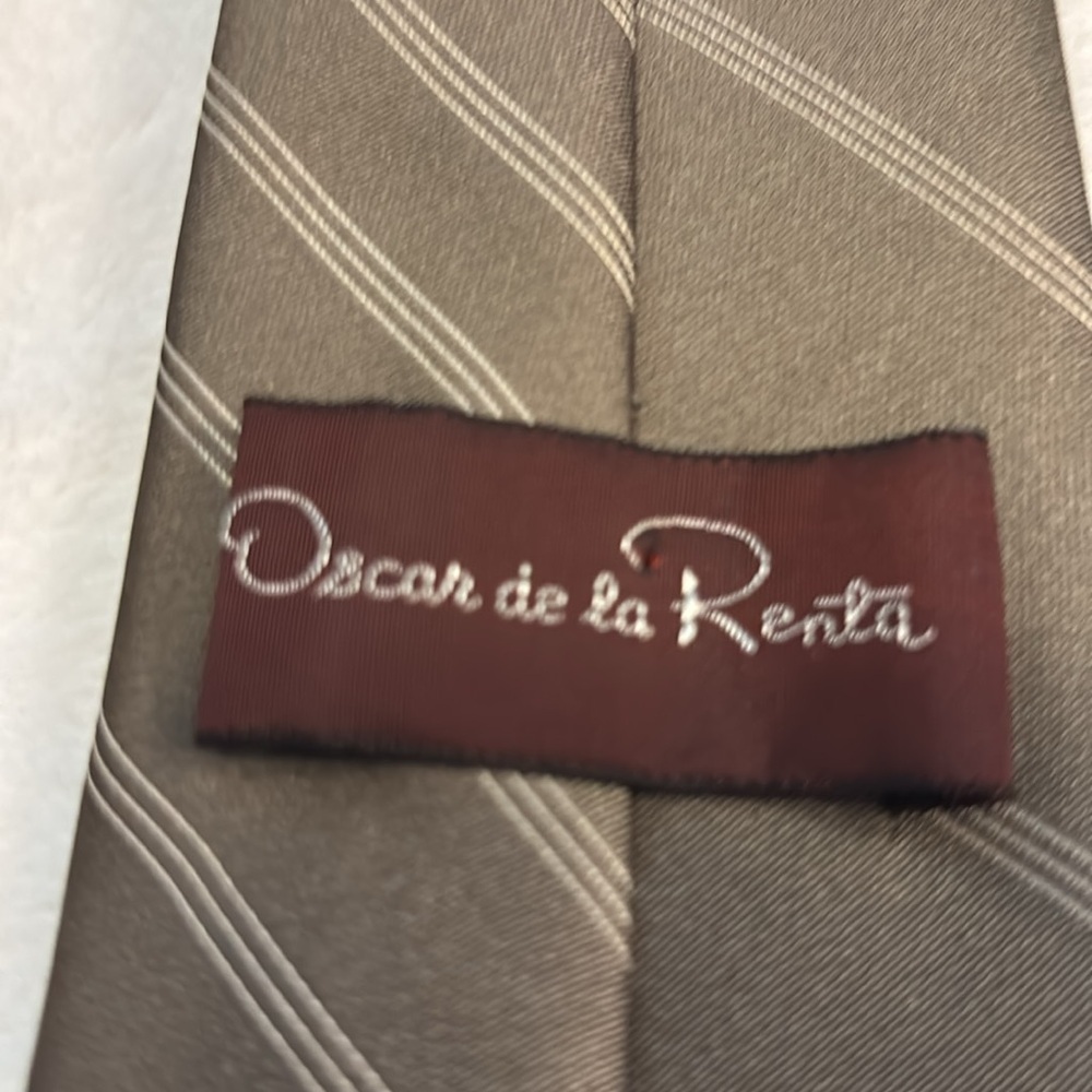 Oscar de la Renta Brown Striped Tie EUC
